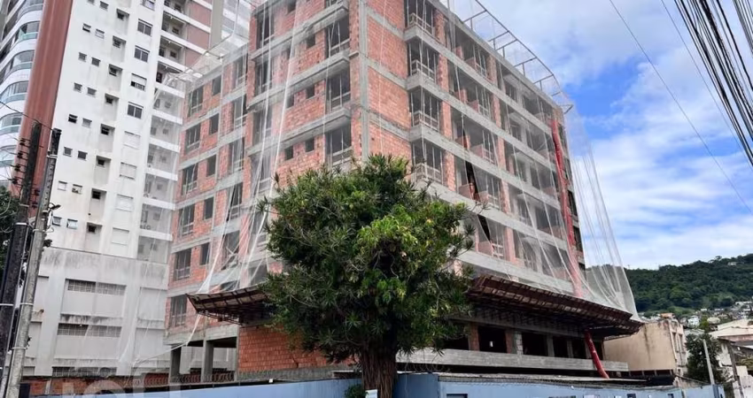 Apartamento à venda em Agronômica com 65 m², 2 qua