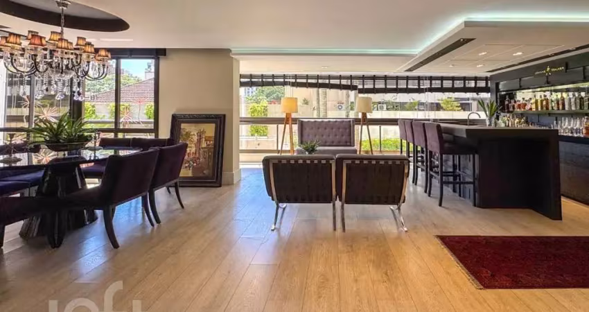 Apartamento à venda em Centro com 325 m², 4 quarto