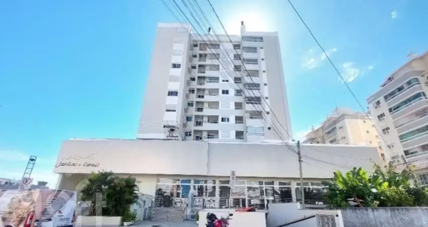 Apartamento à venda em Abraão com 70 m², 2 quartos