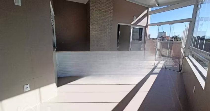 Apartamento à venda em Jurere Leste com 180 m², 3