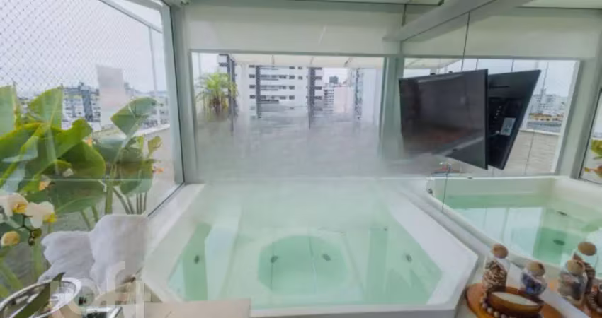 Apartamento à venda em Canto com 187 m², 3 quartos