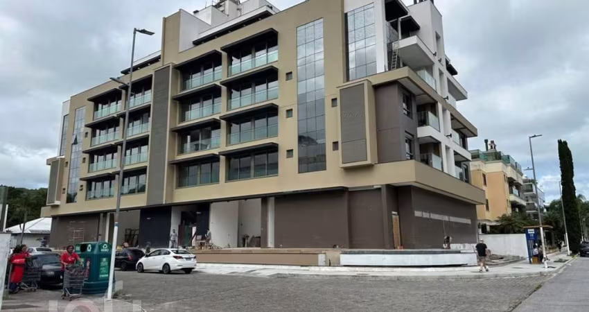 Apartamento à venda em Jurere Leste com 90 m², 1 q