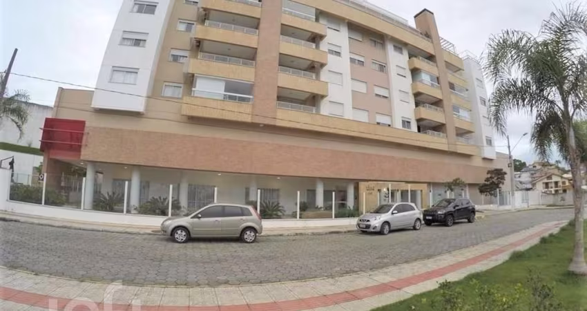 Apartamento à venda em Abraão com 90 m², 3 quartos