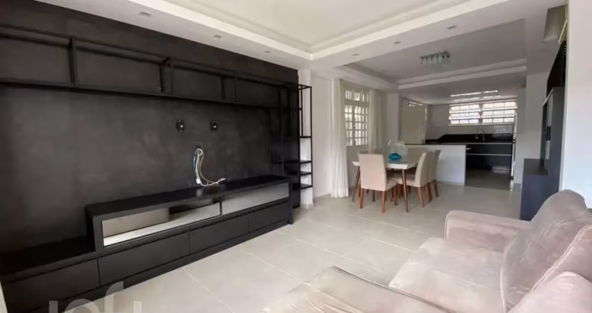 Casa à venda em Capoeiras com 140 m², 3 quartos, 1