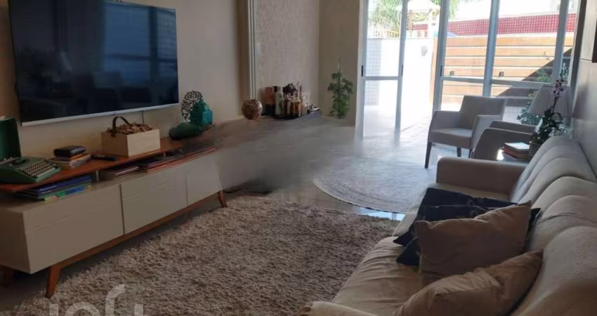 Apartamento à venda em Canto com 331 m², 3 quartos
