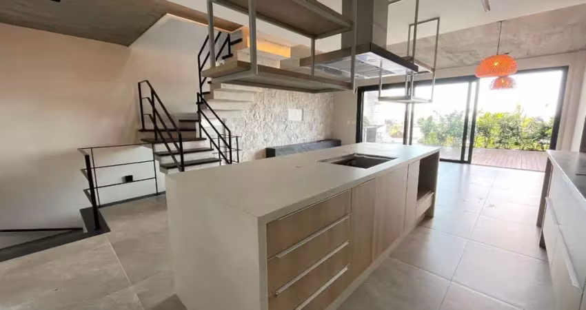 Casa de 3 suítes na Lagoa da Conceição