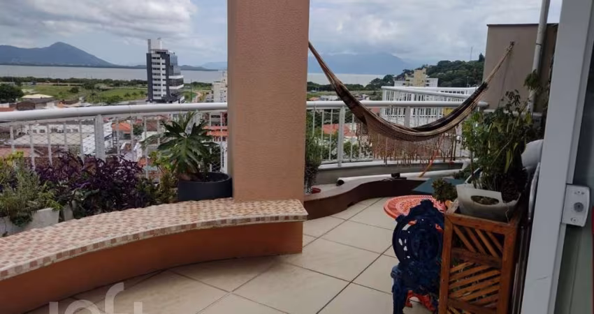 Apartamento à venda em Saco dos limões com 140 m²,