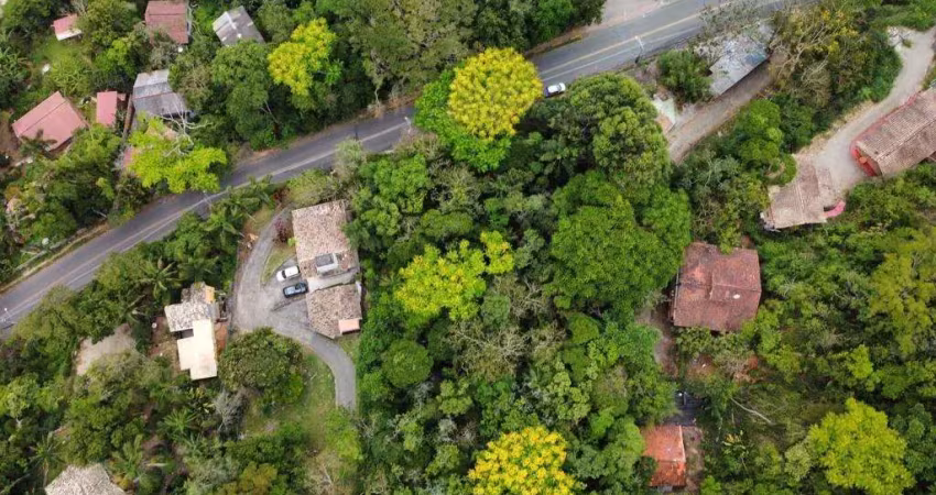 Terreno à venda na Lagoa da Conceição