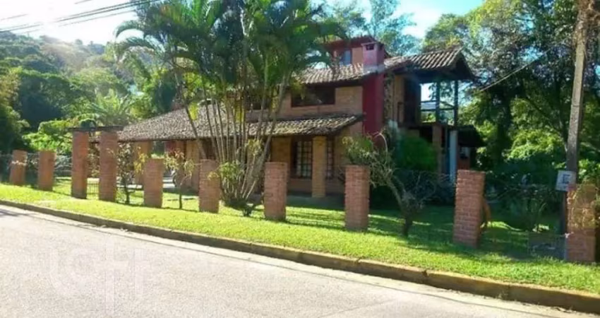 Casa à venda em Lagoa da Conceição com 168 m², 4 q