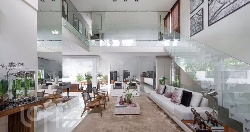 Casa à venda em Jurere Leste com 484 m², 4 quartos