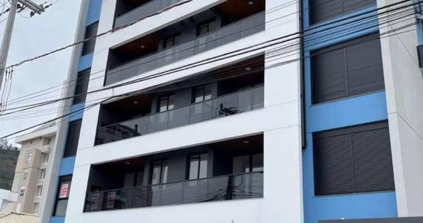Apartamento de 2 suítes à venda na Trindade