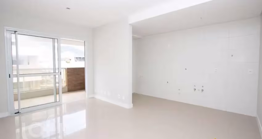 Apartamento à venda em Itacorubi com 75 m², 2 quar