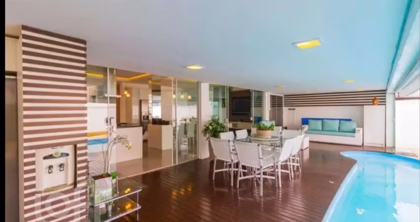 Casa à venda em Córrego Grande com 280 m², 4 quart