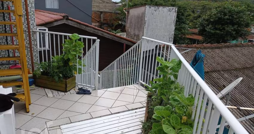 Casa à venda em Barra da Lagoa com 173 m², 4 quart