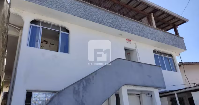 Prédio com 18 Apartamentos Mobiliados na Trindade