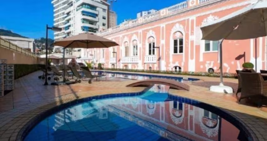 Apartamento de 4 dormitórios à venda na Agronômica