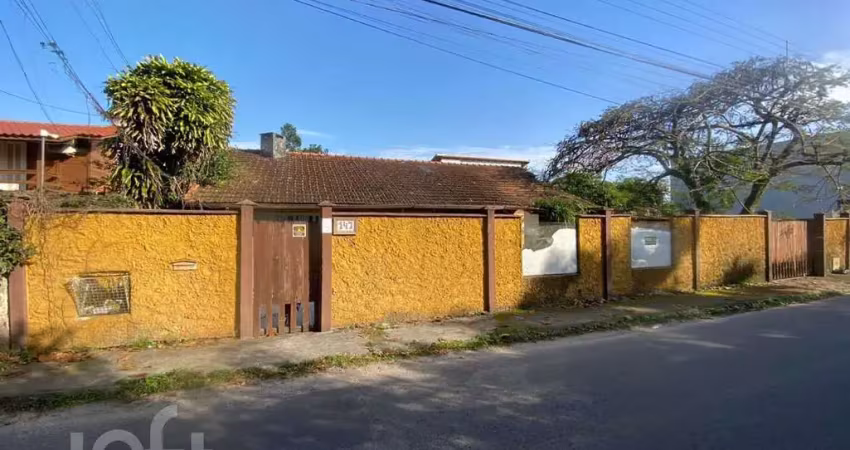 Casa com 3 quartos à venda na Rua José Elias Lopes, 147, Campeche, Florianópolis