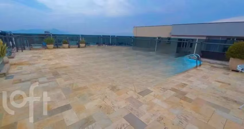 Apartamento à venda em Centro com 345 m², 5 quarto