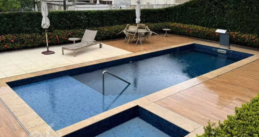 Apartamento à venda em Balneário com 124 m², 3 qua