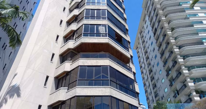 Apartamento de 3 dormitórios na Beira-Mar Norte