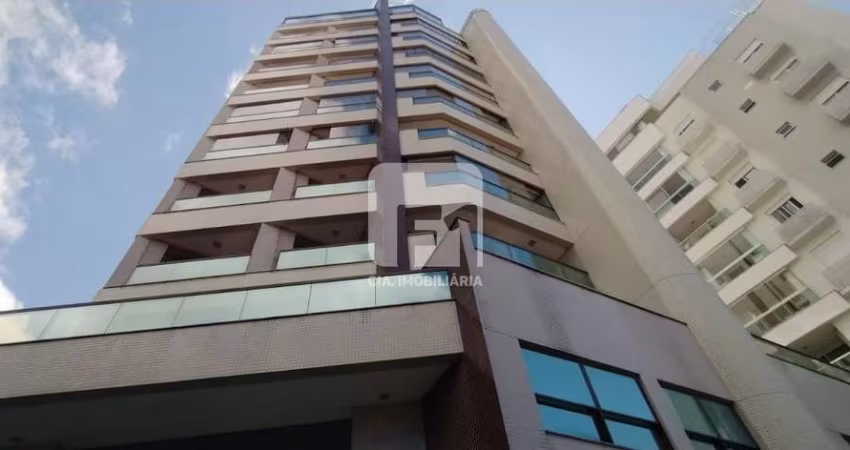 Apartamento de 2 suítes no bairro Trindade