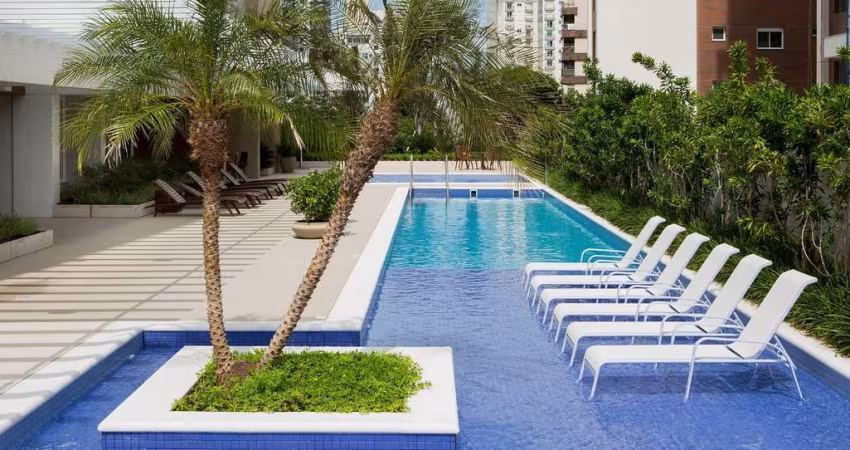 Apartamento de 2 suítes na Beira Mar