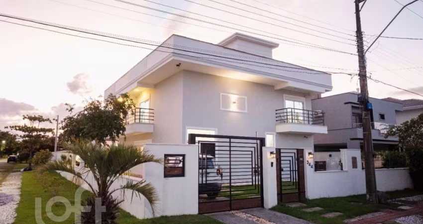 Casa à venda em Daniela com 236 m², 5 quartos, 3 s
