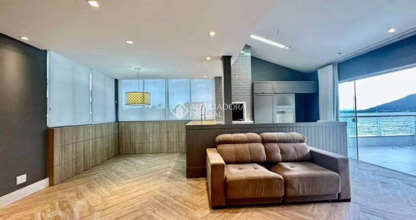 Apartamento à venda em Lagoa da Conceição com 160