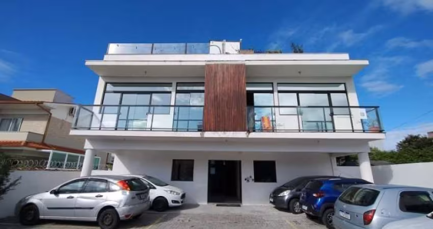 Apartamento de 2 dormitórios no Morro das Pedras
