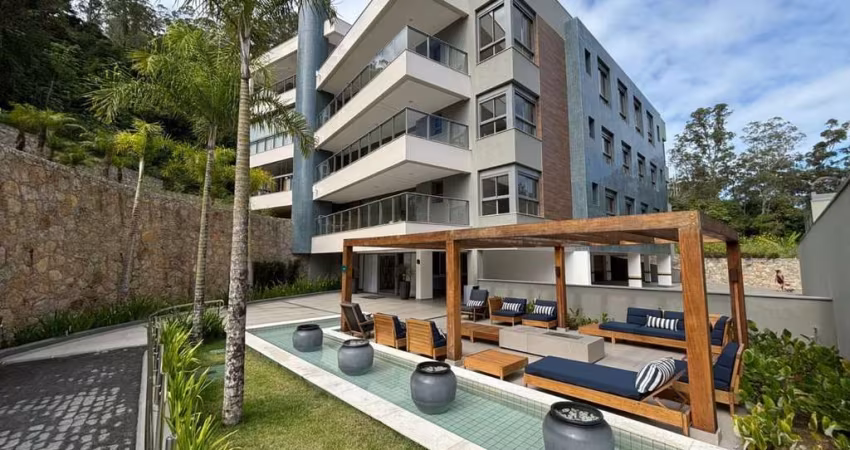 Apartamento de 3 suítes à venda no Cacupé
