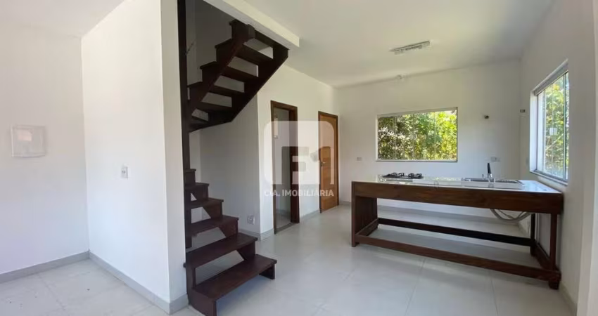 Casa de 2 dormitórios no Campeche.