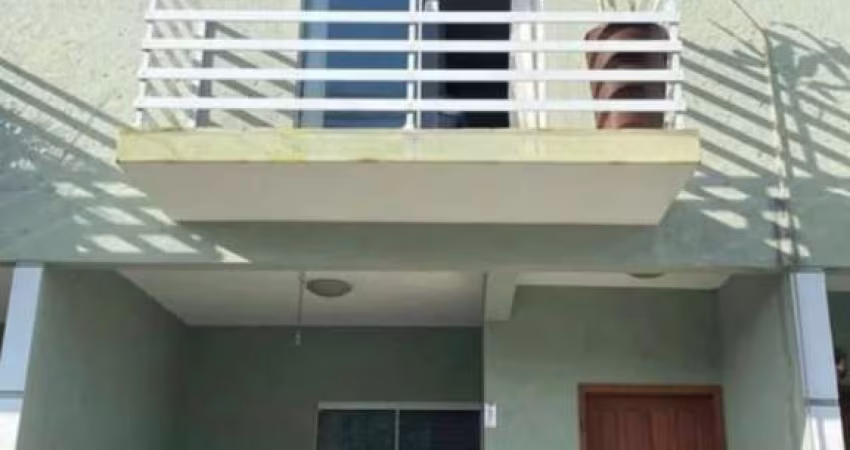 Casa de 2 dormitórios no Rio Tavares