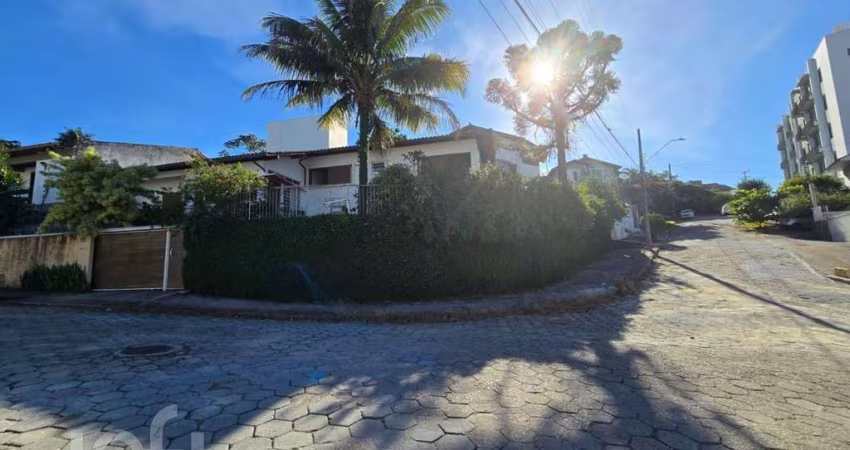 Casa à venda em Saco dos limões com 243 m², 4 quar