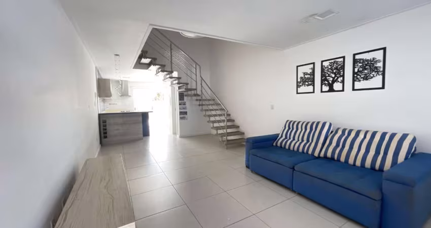 Casa mobiliada com 2 suítes no Rio Tavares