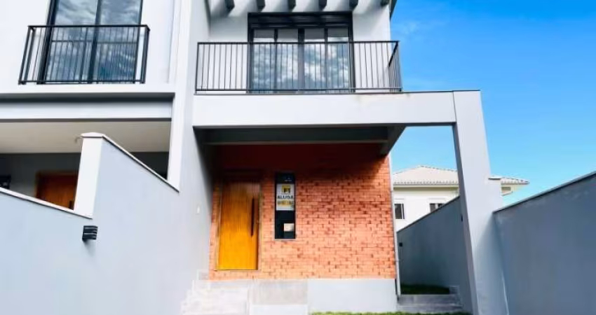 Casa de 3 dormitórios para locação no Campeche