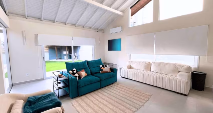 Casa em Condomínio no Green Hills I