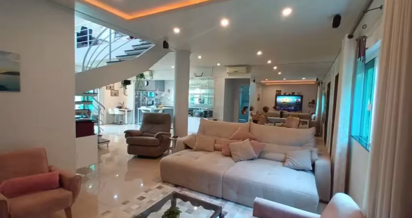 Casa em condomínio fechado com 3 quartos à venda na Rua Douglas Seabra Levier, 228, Trindade, Florianópolis