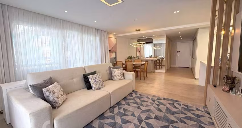 Apartamento à venda em Abraão com 229 m², 3 quarto