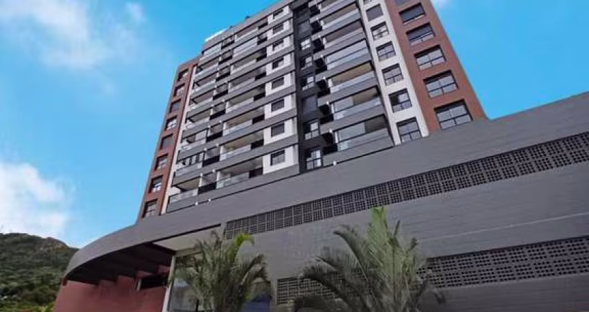 Apartamento de 3 dormitórios na Trindade