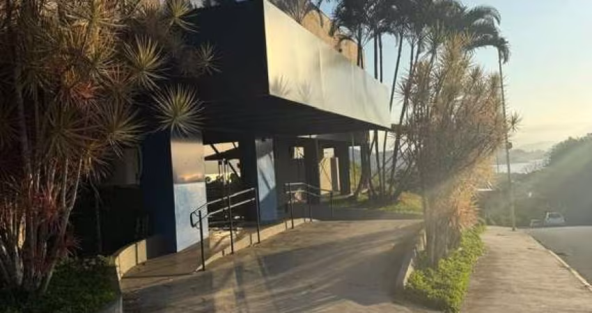 Predio Comercial e galpão de 1.100m² no João Paulo