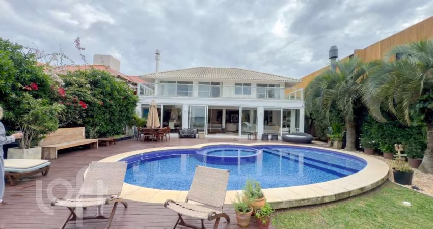 Casa à venda em Lagoa da Conceição com 443 m², 5 q