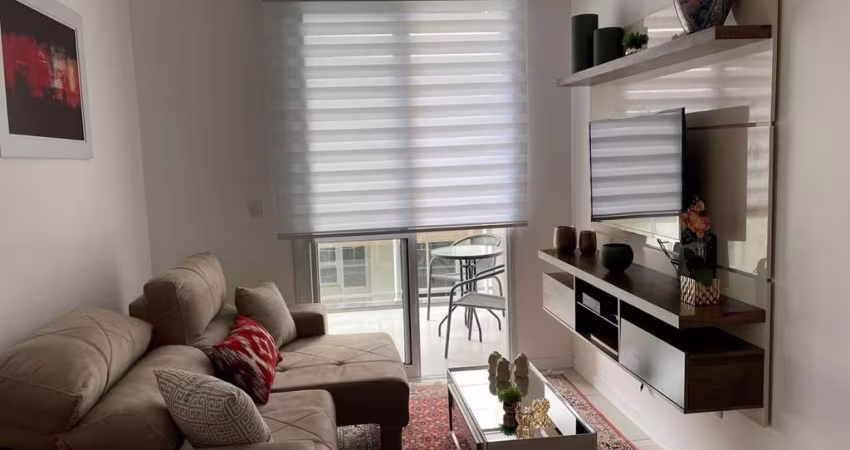 Apartamento mobiliado 3 dormitórios no Campeche