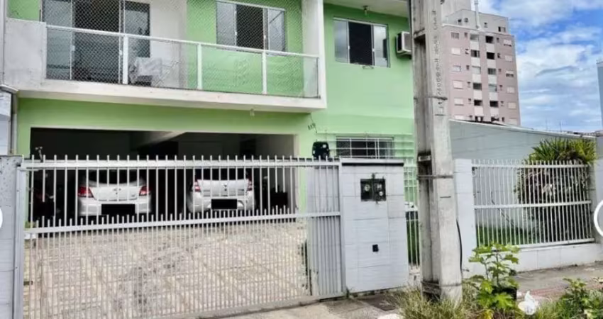 Casa com 6 quartos à venda na Rua Coronel Américo, 169, Barreiros, São José