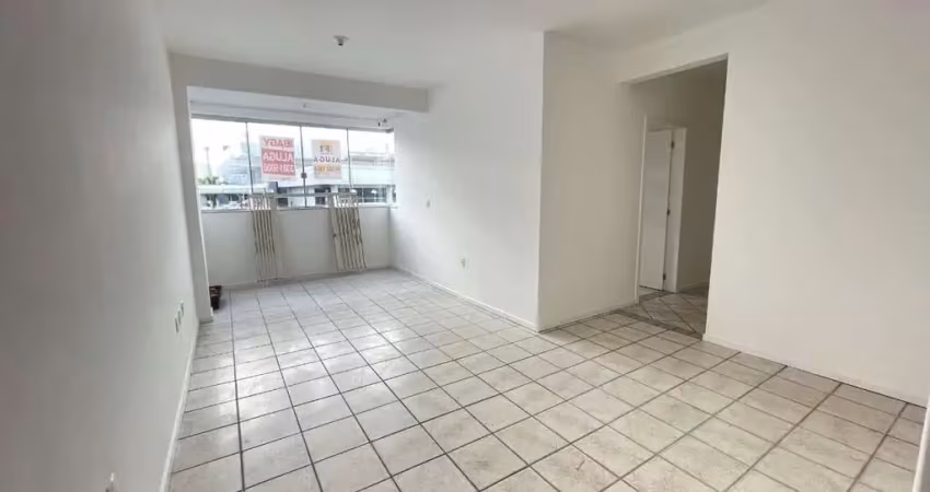 Apartamento de 3 dormitórios para locação Estreito