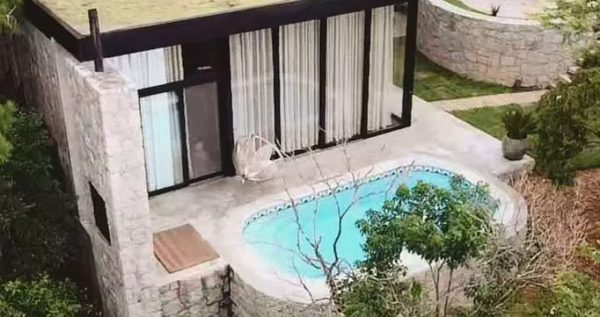 Casa à venda em Ribeirão da Ilha com 100 m², 2 qua