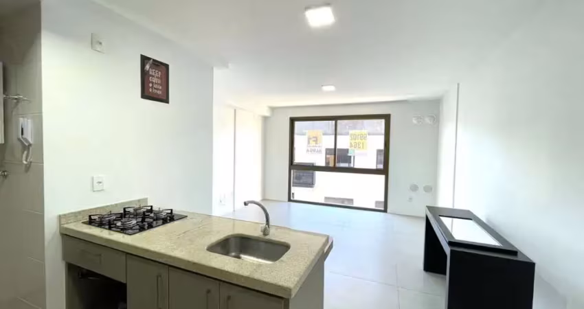 Apartamento com 1 quarto para alugar na Avenida Júlio D'acia Barreto, 72, Carvoeira, Florianópolis