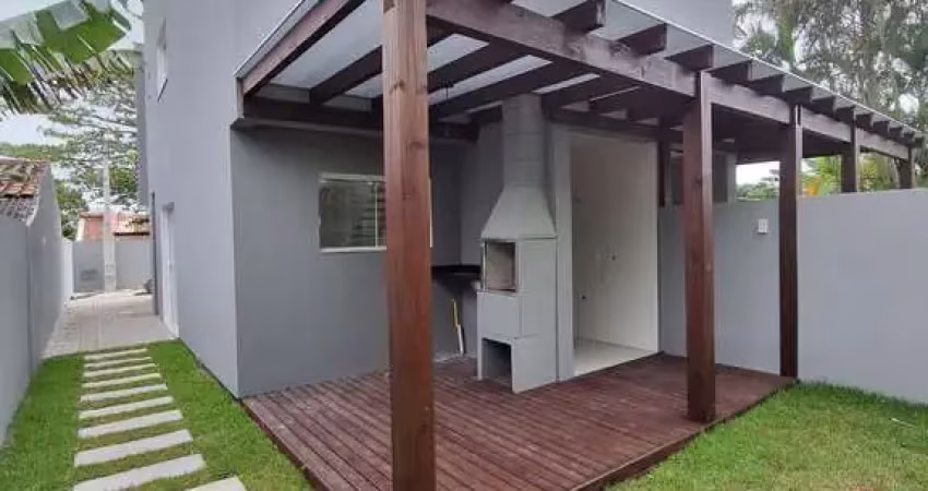 Casa com 3 quartos para alugar na Rua Olavo Juvenal Ramos, 325, Campeche, Florianópolis