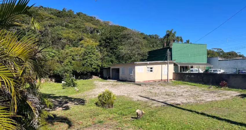 Terreno à venda na Rodovia Doutor Antônio Luiz Moura Gonzaga, 4537, Rio Tavares, Florianópolis