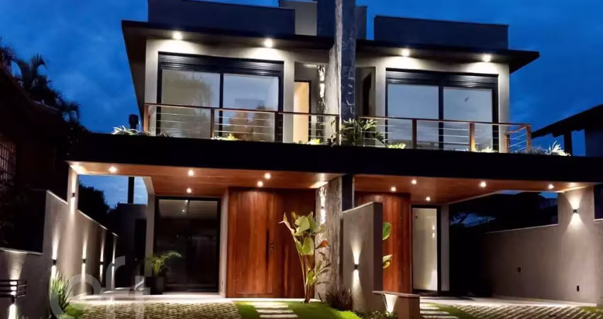 Casa com 3 quartos à venda na Rua das Bauxitas, 65, Açores, Florianópolis