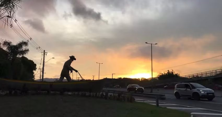 Terreno à venda na Rua Intendente Antônio Damasco, 2431, Ratones, Florianópolis